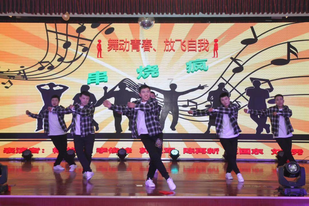 we weren't anywhere near the top这句话怎么翻译？